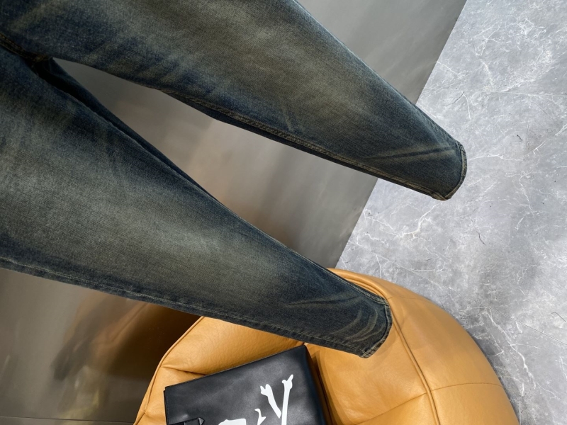 Bv*b*rry jeans